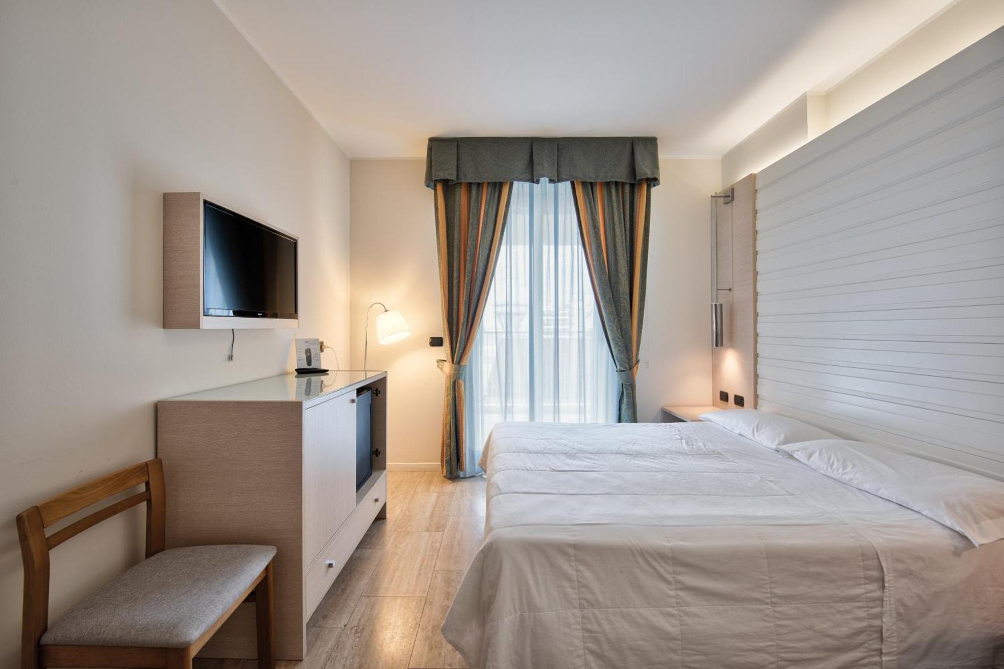 Hotel Columbus Lignano Sabbiadoro Zewnętrze zdjęcie
