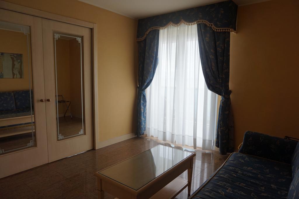 Hotel Columbus Lignano Sabbiadoro Zewnętrze zdjęcie